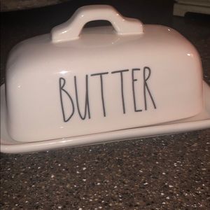 Butter dish